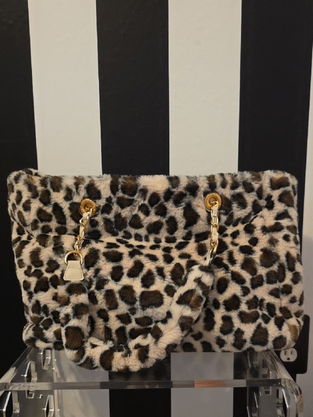 Juicy Couture Leopard Faux-Fur Tote in Beige and Brown with Gold Hardware - Picture 3 of 3